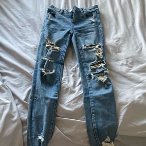 Skinny ripped jeans